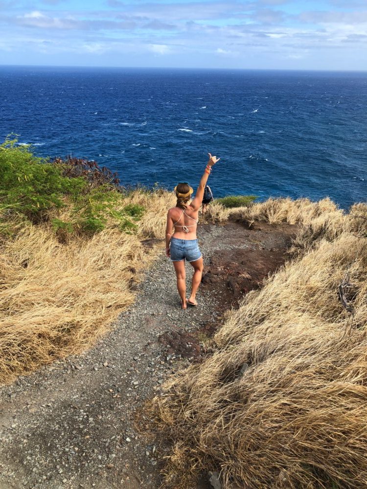 The Ultimate Oahu Travel Guide for the Adventurer - Makapuu Point Lighthouse Trail | Sunshine Style