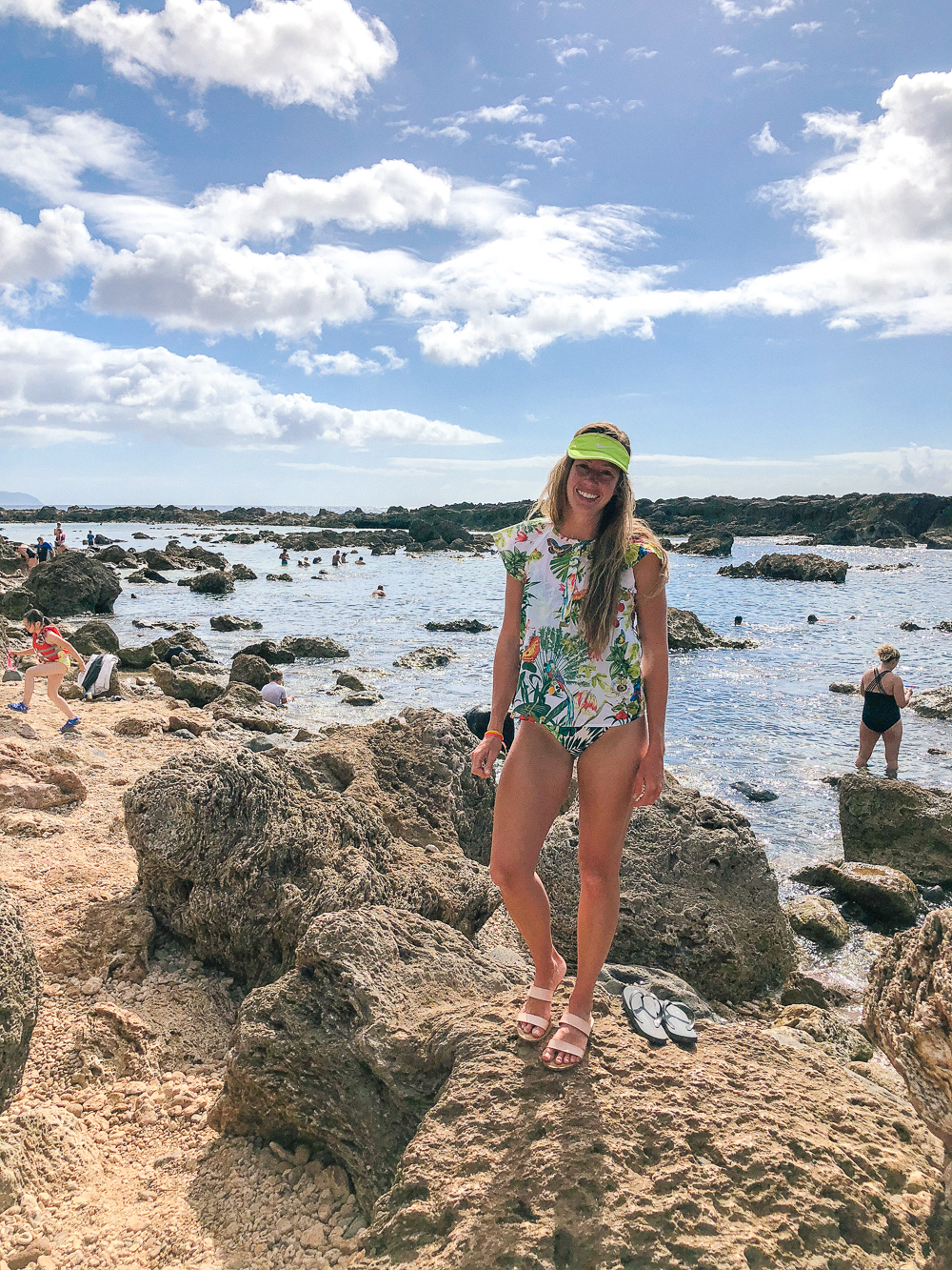 The Ultimate Oahu Travel Guide for the Adventurer - Sharks Cove | Sunshine Style