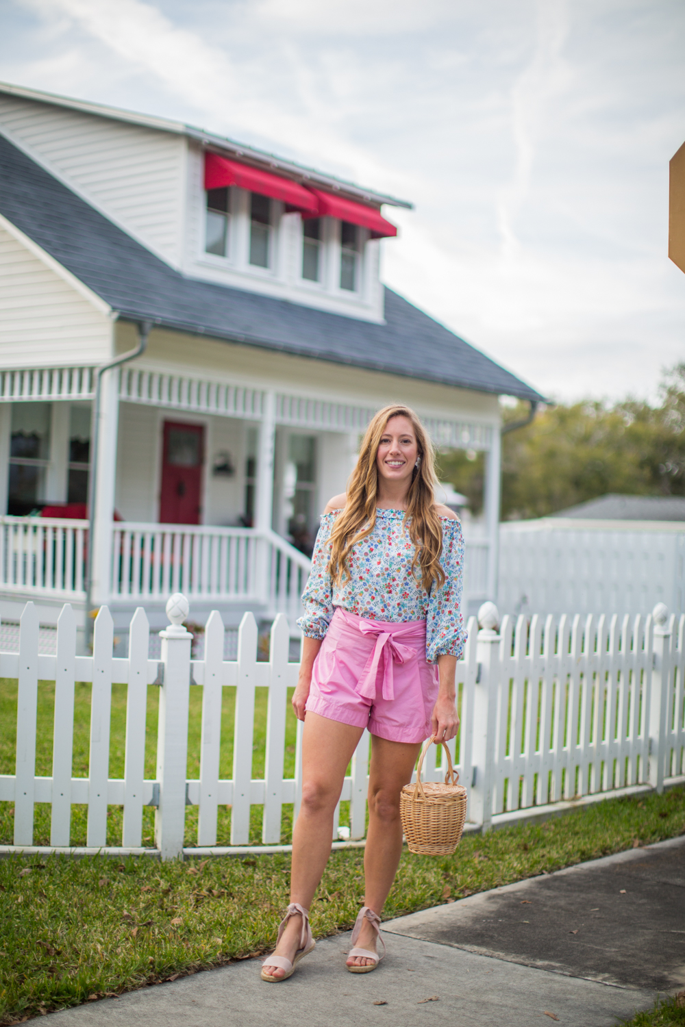 The Cutest Bow Shorts for Spring / An Easy Easter Outfit / Florals for Spring / Spring Outfit Inspiration / J.Crew Floral Top / J.Crew Tie Bow Shorts - Sunshine Style