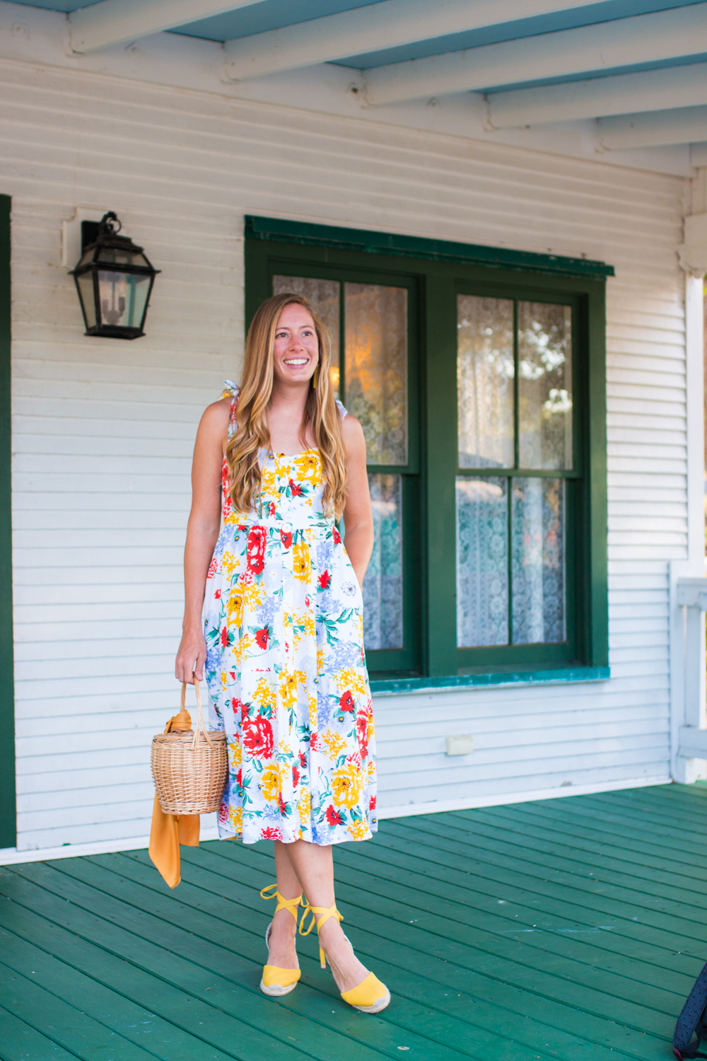 Floral midi 2025 dress outfit