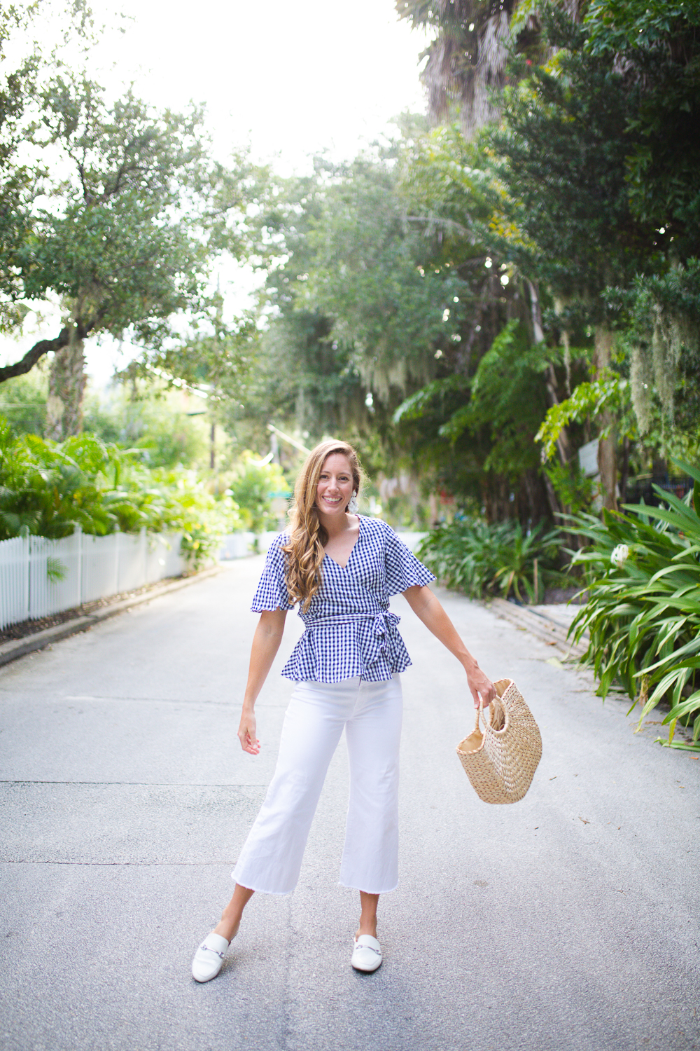 Vacation Style: Wrap Top + White Pants