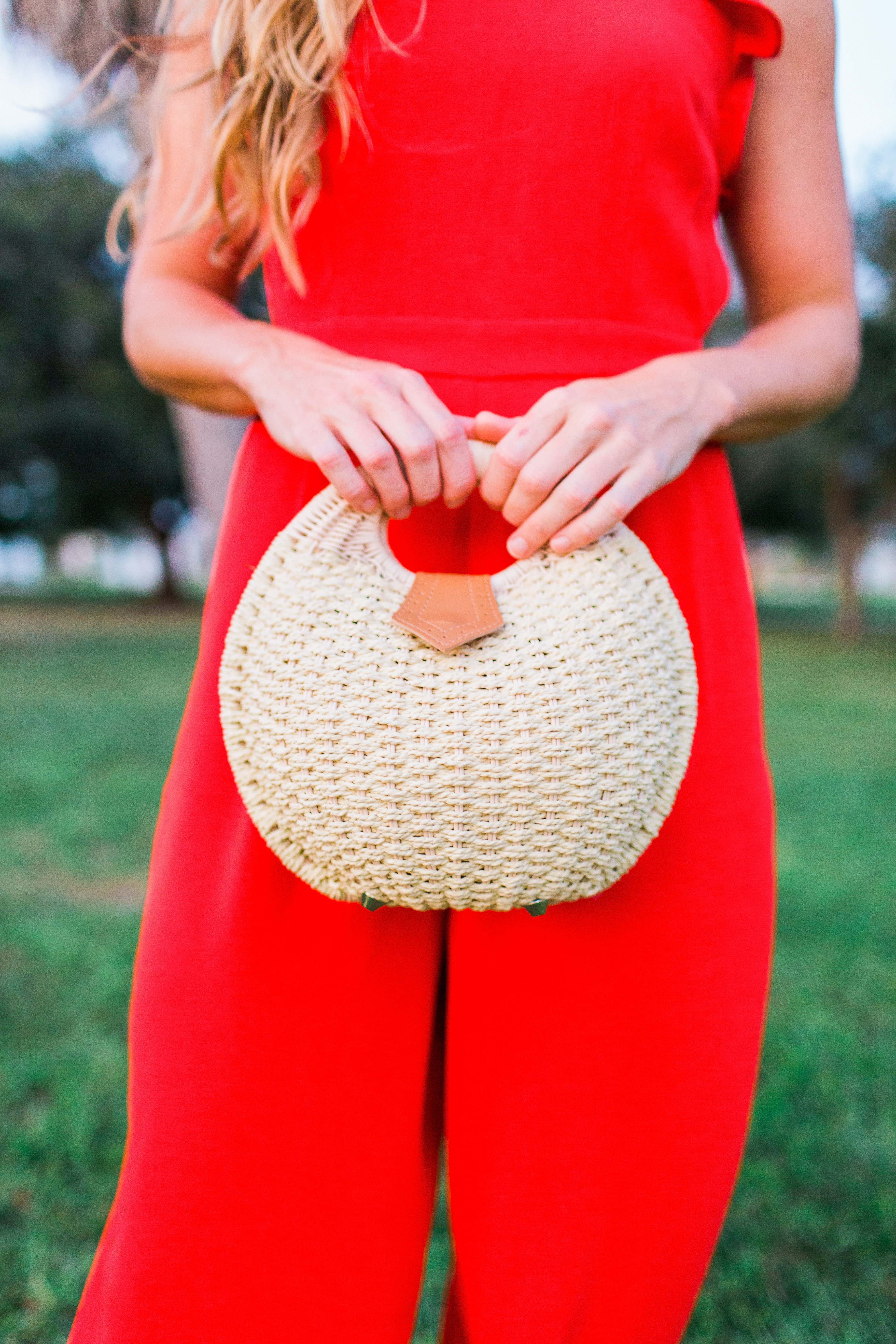 Amazon Straw Bag / Holiday Outfit / Christmas Outfit 
