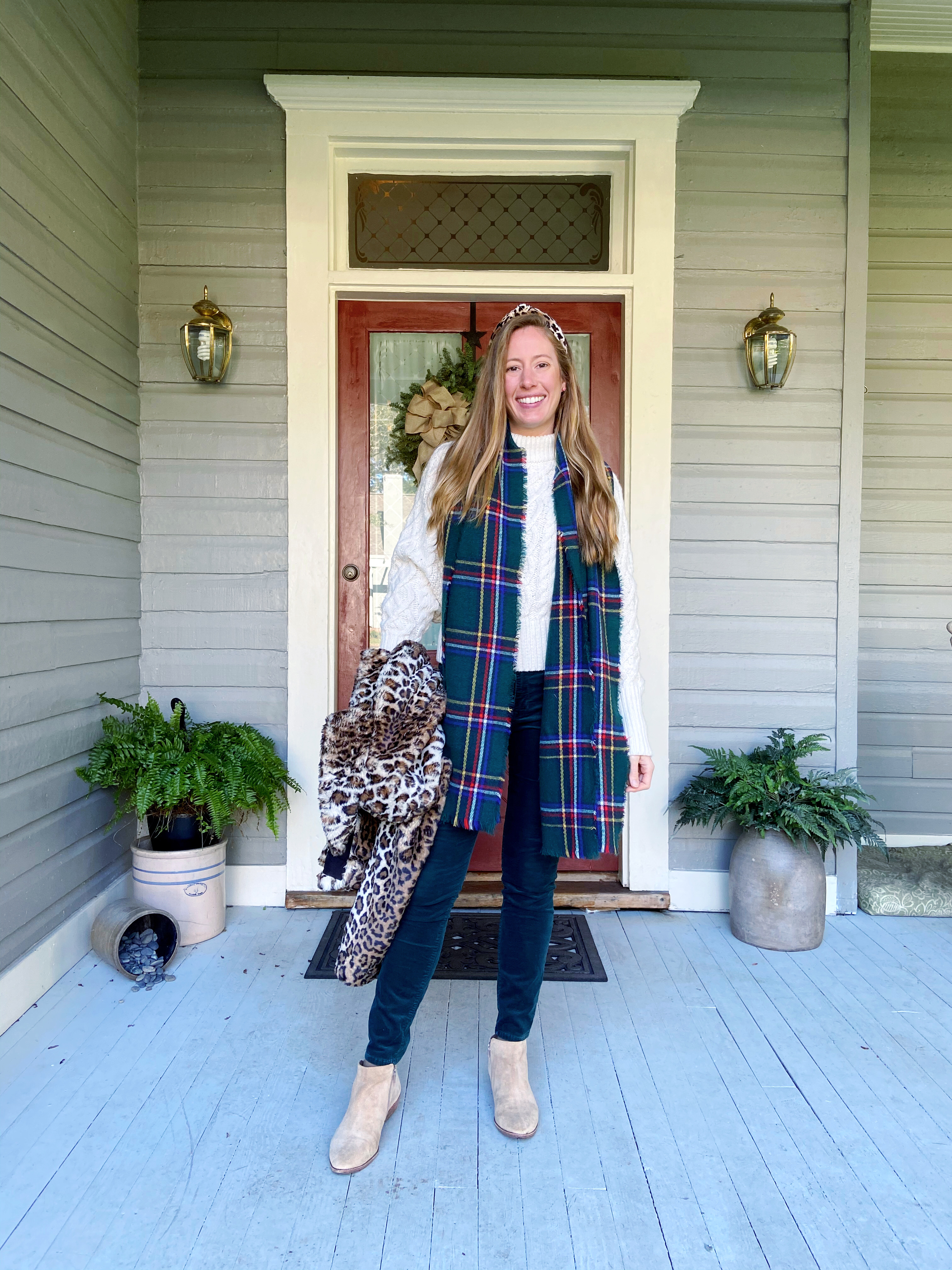 Tallahassee Travel Guide / Winter Outfit Idea / Sustainable Fashion / Sustainable Style / What to Wear in the Winter / What to Wear with Ankle Boots / How to Wear Skinny Jeans