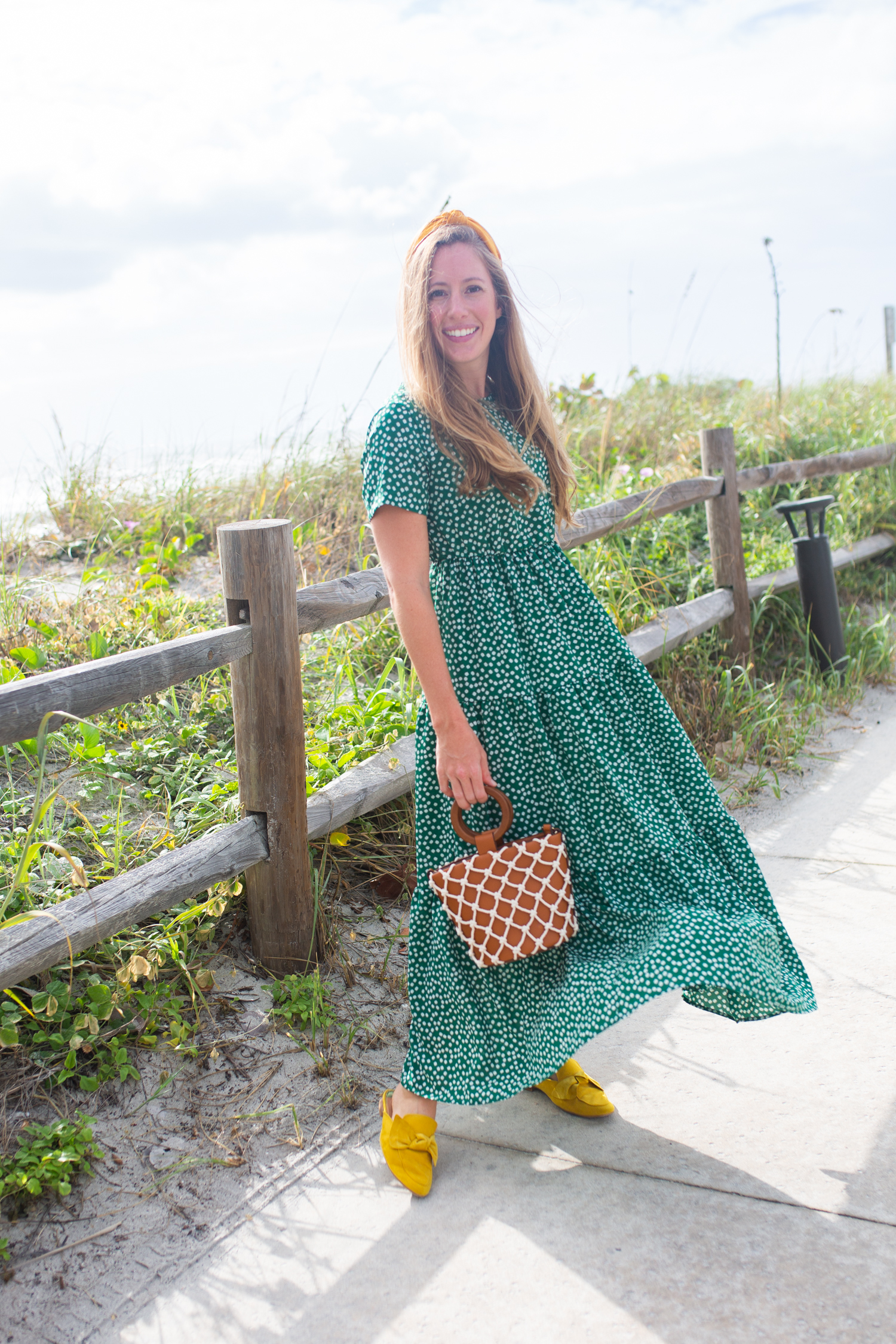 Green maxi hotsell dress outfit